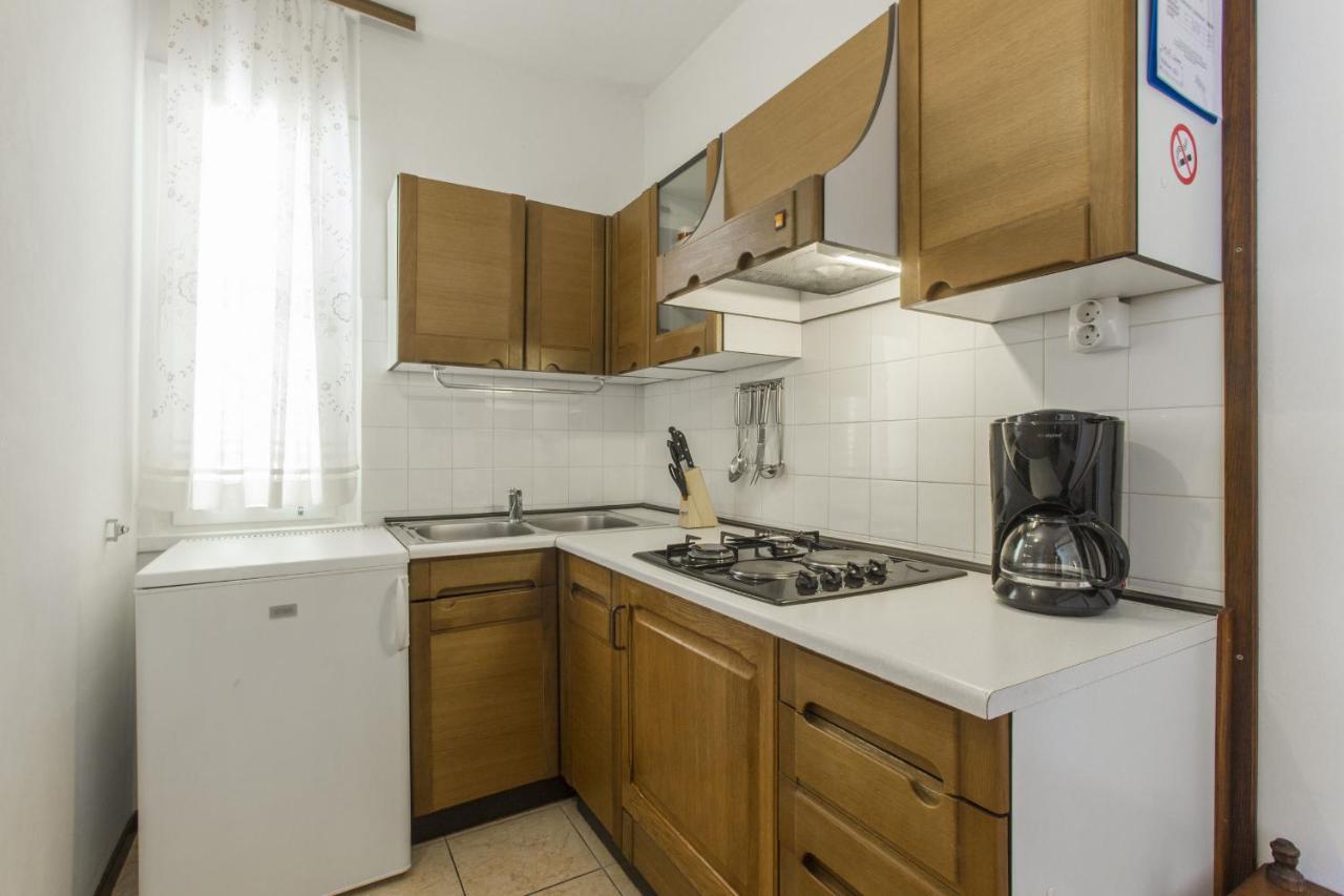 Apartments Konta City Center Vodice Buitenkant foto