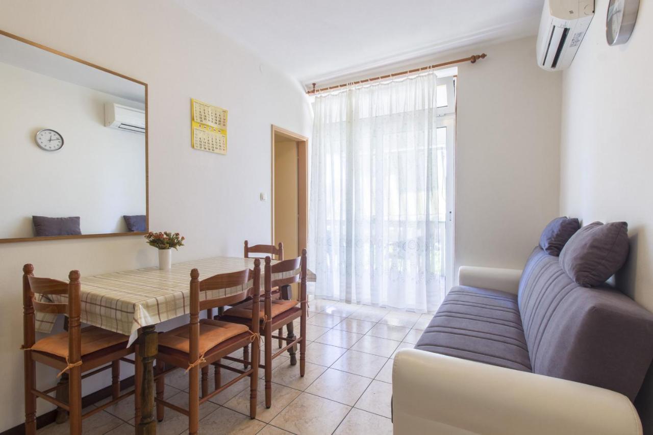 Apartments Konta City Center Vodice Buitenkant foto