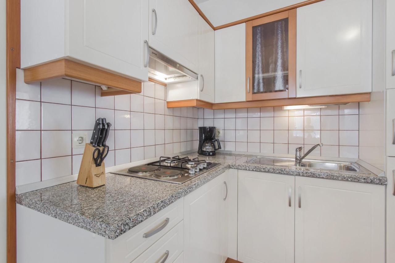 Apartments Konta City Center Vodice Buitenkant foto